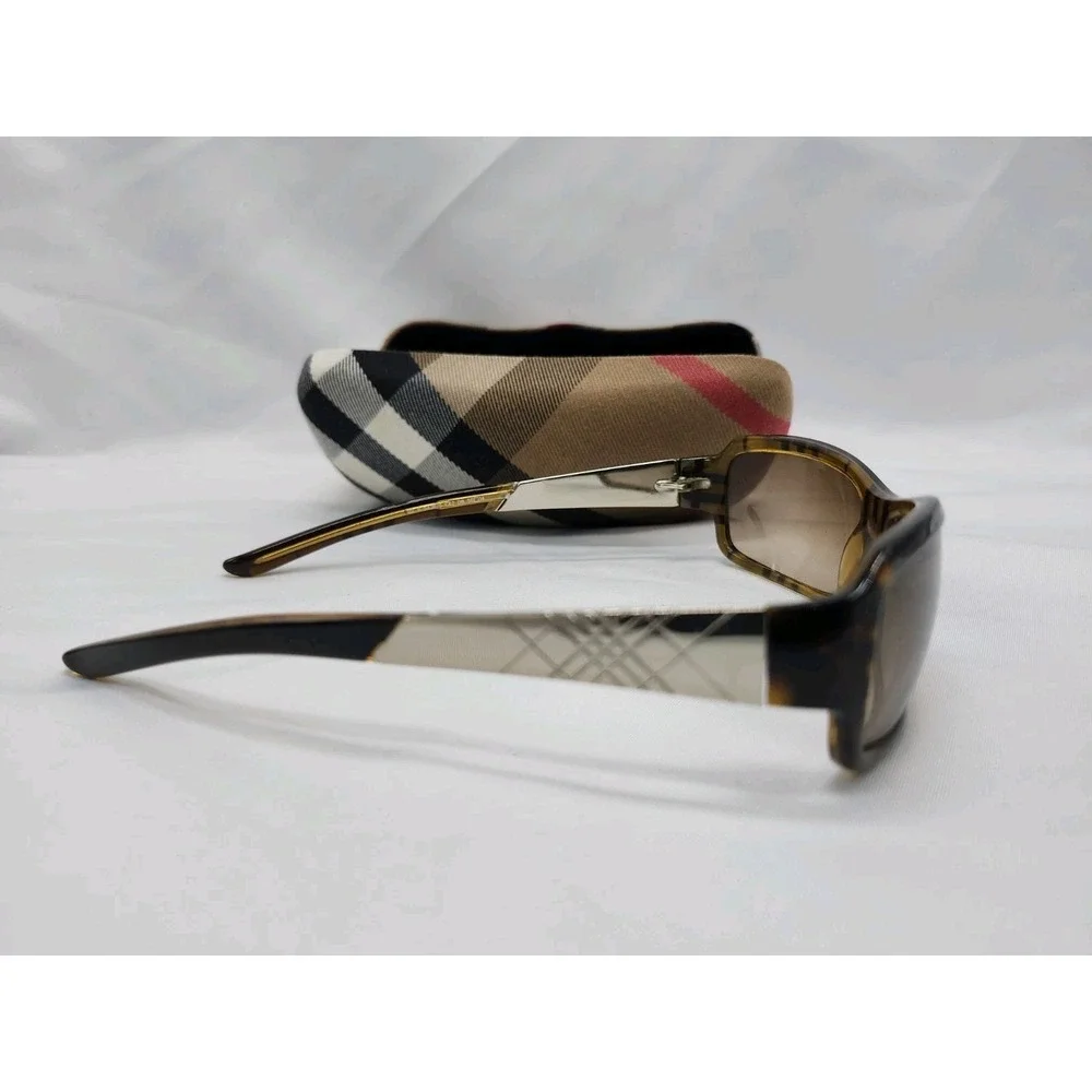 BURBERRY B8436 Sunglasses Brown Plaid And Silver With Case